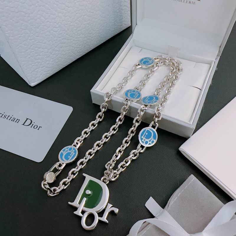 Dior Necklace 06lyr680